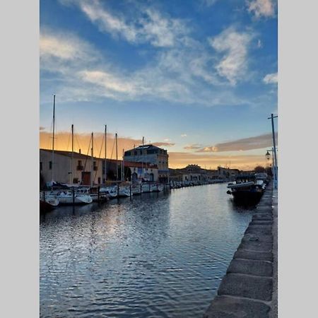 Appartement Cosy Dans Residence Sur Le Port De Marseillan マルセイヤン エクステリア 写真